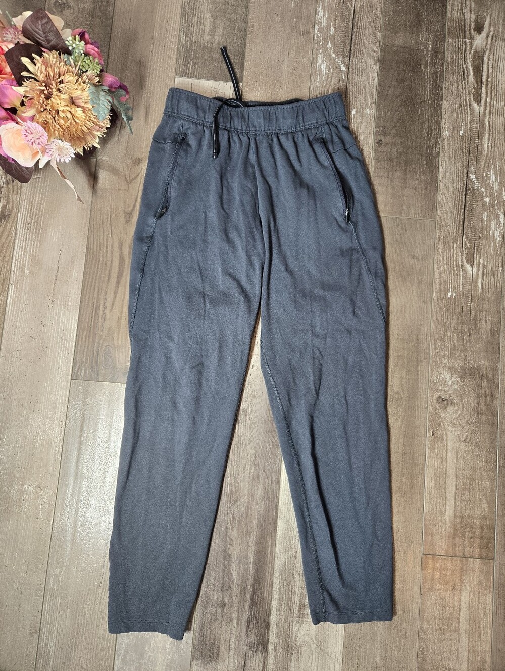 Athletic Works Men’s Small Gray Joggers